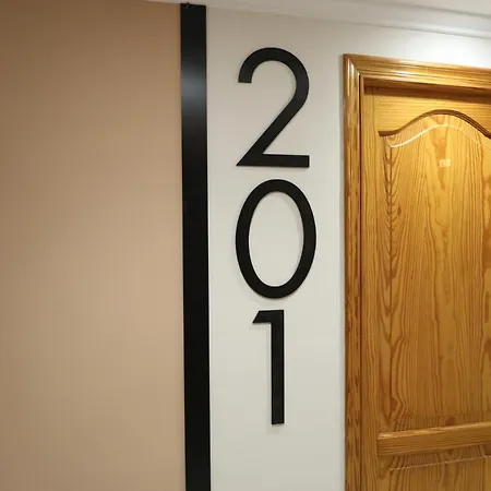 201 I Del Mar I Encantador En La *